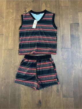 Dokotoo Black Top and Shorts Set with Red & Gray Geometric Stripes